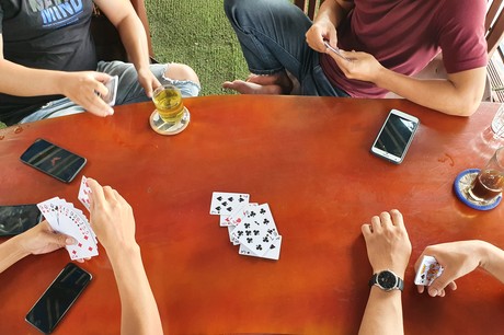 Cách xếp bài tiến lên đơn giản mà hiệu quả từ cao thủ